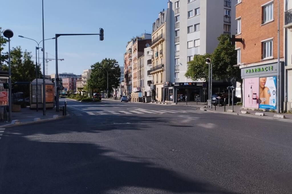 Joli Appart A 10 Minutes De Paris En Metro - Parking Offert Saint-Ouen  Eksteriør bilde